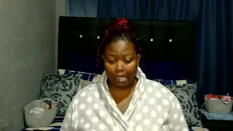 Snapshot of thickcaramel_p chatting on May 2026 02:07:01 AM phindy online show from May 2026 02:07:01 AM