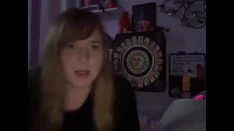 Ariel online show from February 2025 01:09:01 AM