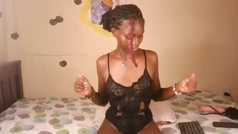 Snapshot of thickiie chatting on April 2026 03:20:02 PM thickiie online show from April 2026 03:20:02 PM