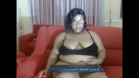Snapshot of thickjuicyxxx chatting on October 2025 07:22:01 PM thickjuicyxxx online show from October 2025 07:22:01 PM