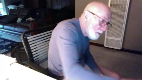 Snapshot of thickmorninwood chatting on July 2026 02:21:01 PM thickmorninwood online show from July 2026 02:21:01 PM