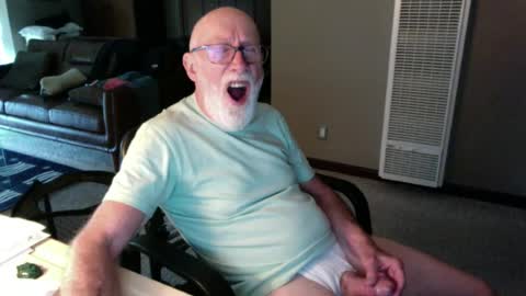 Snapshot of thickmorninwood chatting on August 2026 02:16:01 PM thickmorninwood online show from August 2026 02:16:01 PM
