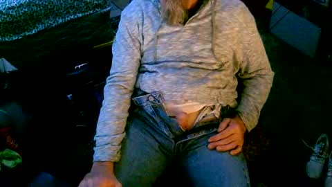 Snapshot of thickwhiteboydick chatting on December 2024 09:05:02 AM thickwhiteboydick online show from December 2024 09:05:02 AM