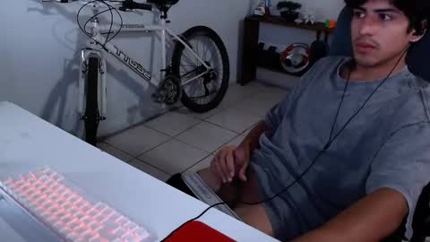 thieves_us online show from November 2025 07:13:02 PM