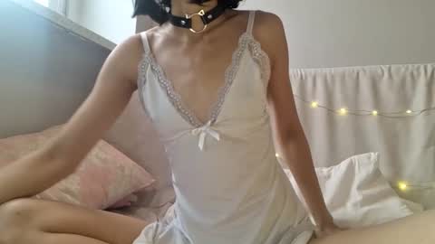 Snapshot of thifa2x chatting on January 2026 12:43:01 PM thifa2x online show from January 2026 12:43:01 PM