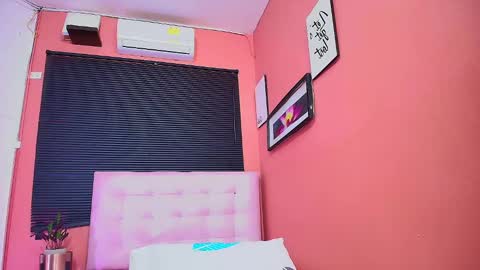 Eva  online show from February 2025 12:06:02 AM