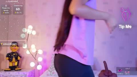 Eva  online show from April 2026 01:00:02 PM