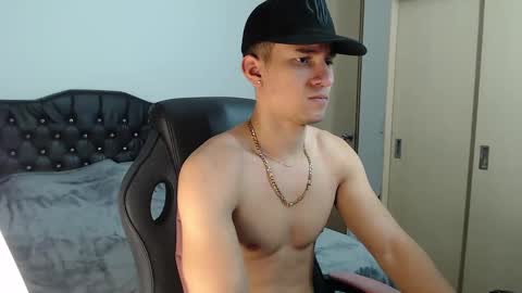 thin_tommy11 online show from January 2025 04:25:01 AM