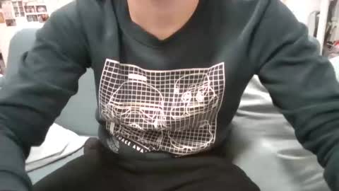 Snapshot of thinboy2 chatting on December 2024 05:08:02 PM Thinboy2 online show from December 2024 05:08:02 PM