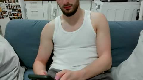 Snapshot of thinboy2 chatting on January 2026 04:31:02 PM Thinboy2 online show from January 2026 04:31:02 PM