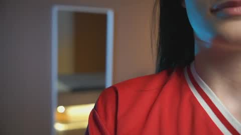 Snapshot of this_is_lilly chatting on May 2026 02:14:01 PM Lilly online show from May 2026 02:14:01 PM