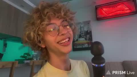 Snapshot of thisisdamiano chatting on July 2026 05:23:02 PM Damiano online show from July 2026 05:23:02 PM