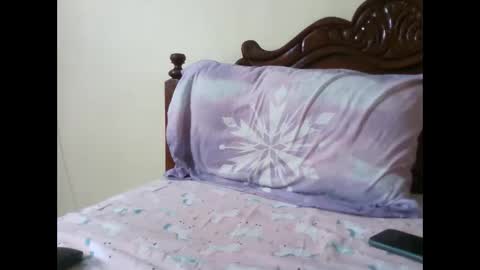 Snapshot of thizwi1523 chatting on June 2026 09:36:02 AM thizwi1523 online show from June 2026 09:36:02 AM