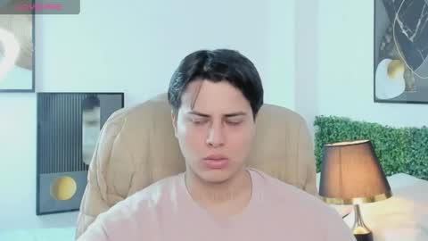 Snapshot of thom_ohtani chatting on May 2026 08:37:02 PM thom_ohtani online show from May 2026 08:37:02 PM