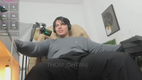 Snapshot of thom_ohtani chatting on May 2026 01:57:16 AM thom_ohtani online show from May 2026 01:57:16 AM