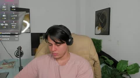 Snapshot of thom_ohtani chatting on June 2026 06:58:02 AM thom_ohtani online show from June 2026 06:58:02 AM