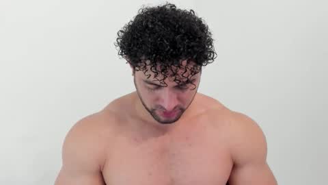 Thomas Brandon online show from October 2025 12:34:01 AM