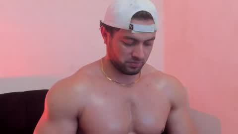 Snapshot of thomas_brandon chatting on May 2026 09:48:01 AM Thomas Brandon online show from May 2026 09:48:01 AM