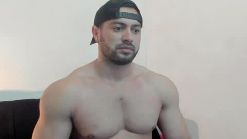 Snapshot of thomas_brandon chatting on May 2026 08:54:01 AM Thomas Brandon online show from May 2026 08:54:01 AM
