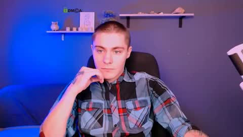 thomas_crow online show from December 2025 09:36:01 AM