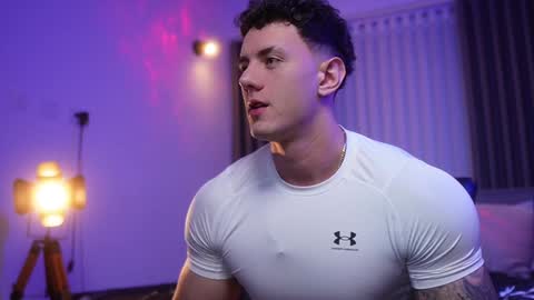 Thomas Falcon online show from January 2025 05:28:02 AM