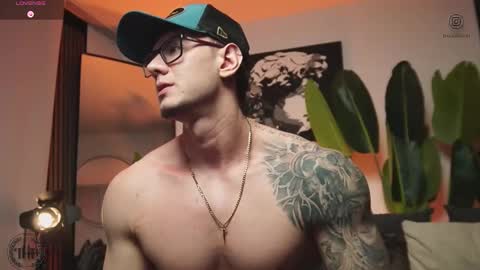 Thomas Falcon online show from January 2026 01:10:02 AM