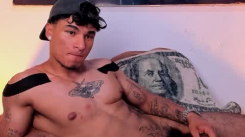 Snapshot of thomas_fit1 chatting on February 2025 03:06:01 AM Thomas 3 JUST STAY AND BE MY LAST LOVE online show from February 2025 03:06:01 AM