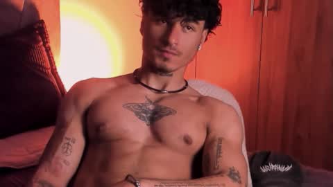 Snapshot of thomas_fit1 chatting on September 2025 03:52:01 AM Thomas 3 JUST STAY AND BE MY LAST LOVE online show from September 2025 03:52:01 AM