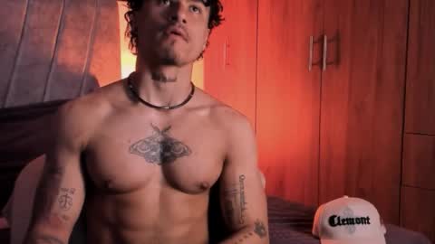 Snapshot of thomas_fit1 chatting on September 2025 11:39:02 PM Thomas 3 JUST STAY AND BE MY LAST LOVE online show from September 2025 11:39:02 PM