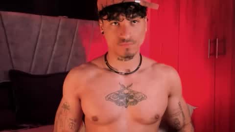 Snapshot of thomas_fit1 chatting on September 2025 04:48:02 AM Thomas 3 JUST STAY AND BE MY LAST LOVE online show from September 2025 04:48:02 AM