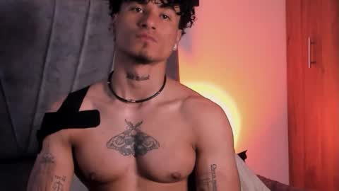 Snapshot of thomas_fit1 chatting on October 2025 09:12:02 PM Thomas 3 JUST STAY AND BE MY LAST LOVE online show from October 2025 09:12:02 PM