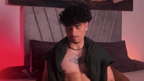 Snapshot of thomas_fit1 chatting on November 2025 07:03:01 PM Thomas 3 JUST STAY AND BE MY LAST LOVE online show from November 2025 07:03:01 PM