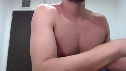 Snapshot of thomas_neuman chatting on March 2025 09:22:01 PM Thomas online show from March 2025 09:22:01 PM