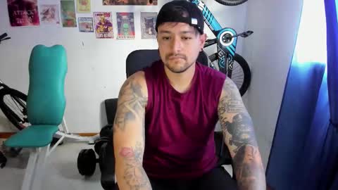 Thomas online show from November 2025 06:20:01 PM