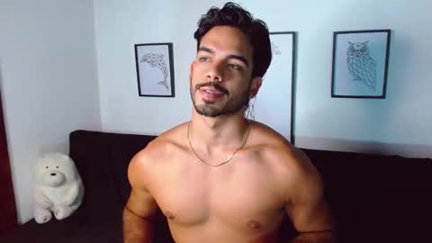 Snapshot of thomas_spellman chatting on March 2026 04:18:01 AM thomas_spellman online show from March 2026 04:18:01 AM