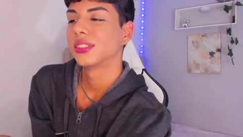 Thomas online show from October 2025 10:16:01 AM