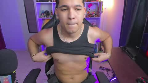 Thomas online show from April 2026 04:01:01 AM