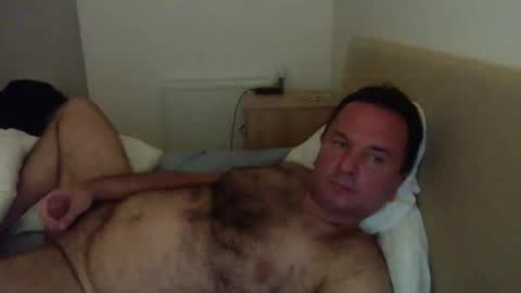 Tom online show from September 2025 10:31:01 PM