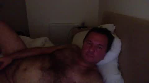 Tom online show from October 2025 11:02:01 PM