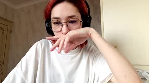 Lina online show from November 2025 11:13:02 AM