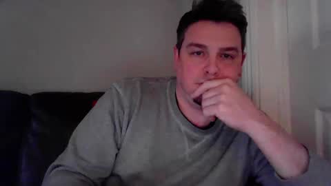 thomisfra online show from February 2025 02:18:01 PM