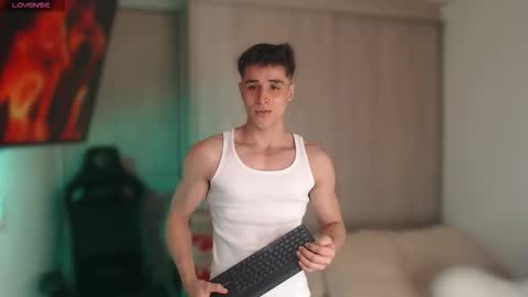 Thom Klein online show from February 2026 08:49:02 PM