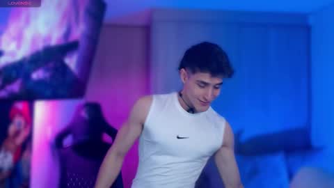 Thom Klein online show from February 2026 07:23:01 PM