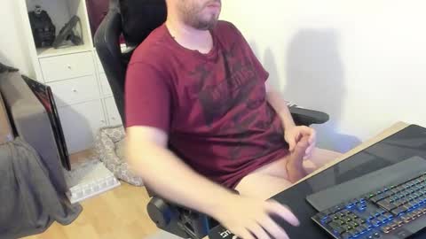 Snapshot of thommy2008 chatting on October 2025 06:51:02 PM thommy2008 online show from October 2025 06:51:02 PM