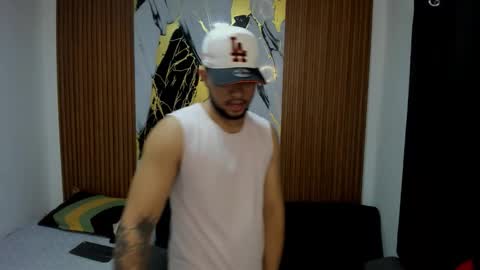 Snapshot of thomson_hot01 chatting on November 2025 05:17:01 AM thomson_hot01 online show from November 2025 05:17:01 AM