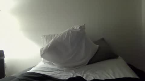 Snapshot of thomster1972good chatting on April 2026 09:48:01 PM Tom online show from April 2026 09:48:01 PM