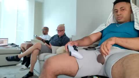 Snapshot of thonybrian chatting on July 2026 04:31:02 PM thonybrian online show from July 2026 04:31:02 PM