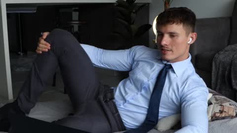 Sebastian online show from February 2025 04:33:01 PM