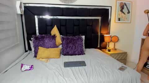 thriana online show from April 2026 02:15:02 AM