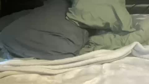 throatyygoat online show from October 2025 09:58:02 PM